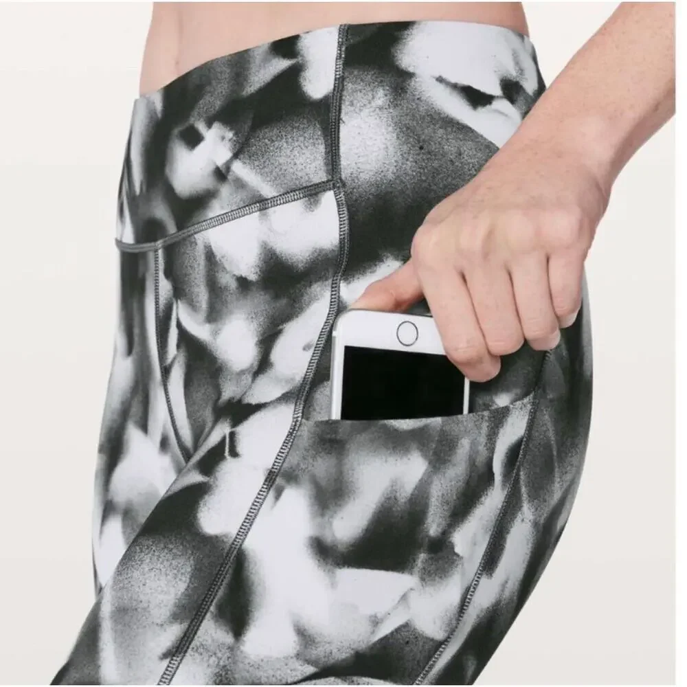 Lululemon Speed Up Crop 21" Blush Blossom Alpine White Black Women's 8 - Picture 3 of 8